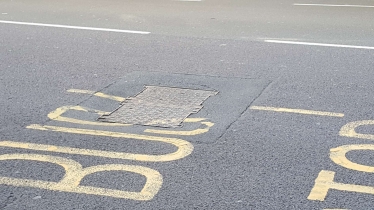 Sunken manhole cover